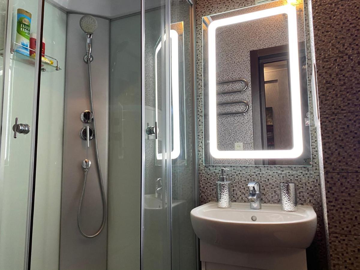 Modern Luxury Studio In The Center Of Kharkiv At Konstitutsii Square Zewnętrze zdjęcie